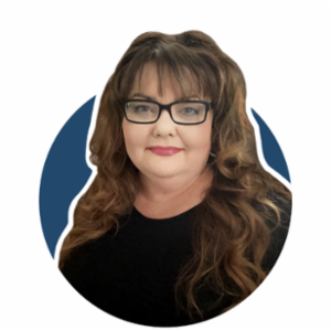 Kelly Pavez - Customer Service Representative